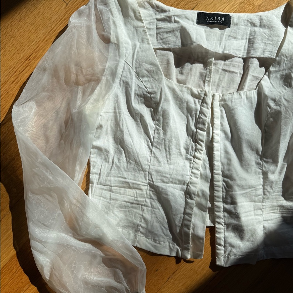 AKIRA White Cropped Sheer Sleeve Top